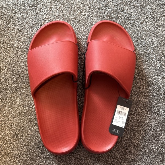 DSG Other - DSG  Athletic Slide Men's 11 Molded Slides Team Red NWTs‎